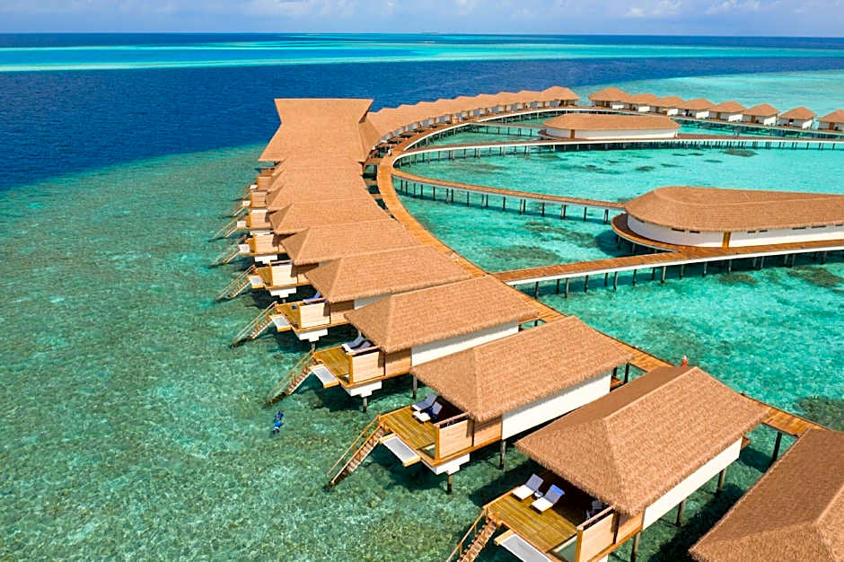 Cinnamon Velifushi Maldives