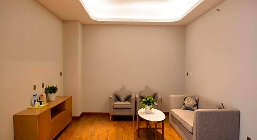 GreenTree Eastern Rizhao High Speed Railway Station Hotel