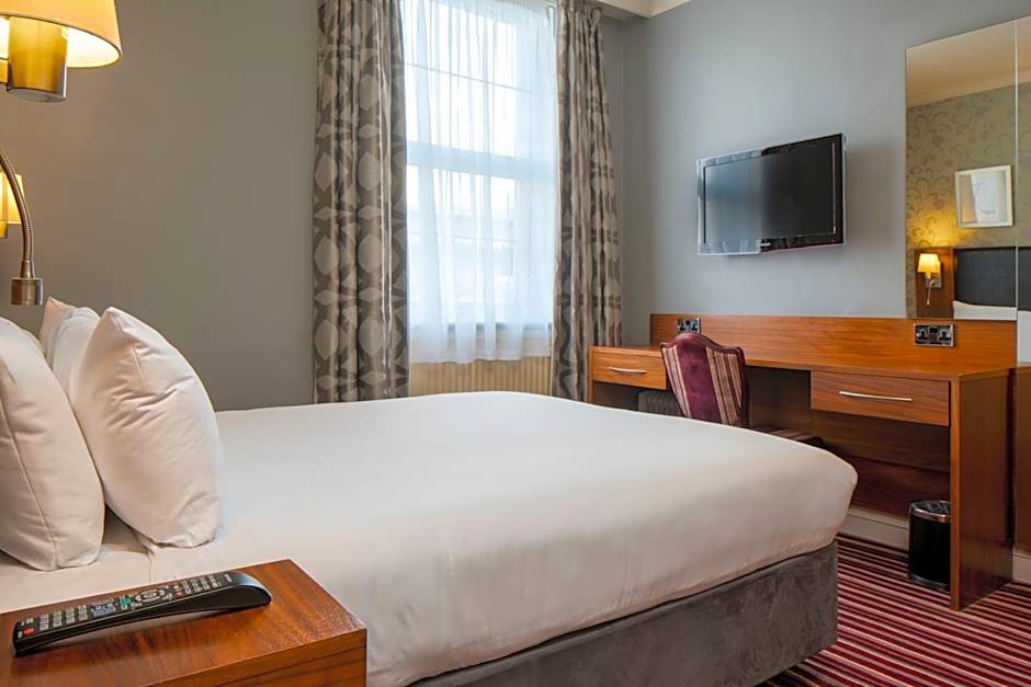 London Croydon Aerodrome Hotel By Sunday