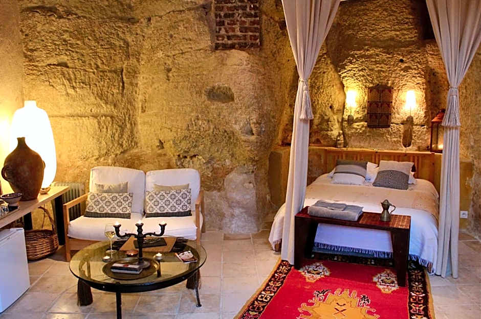 Troglodyte loft