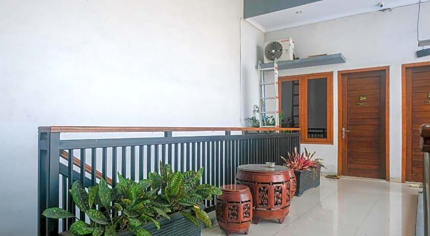 RedDoorz @ Jalan Kedawung