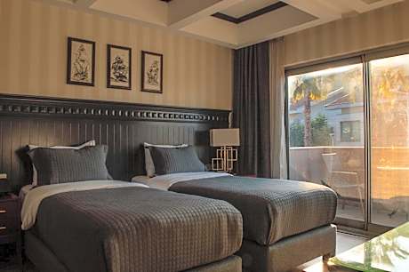 Superior Twin Room with Sea View