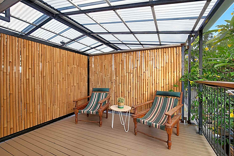 Gladstone Backpackers