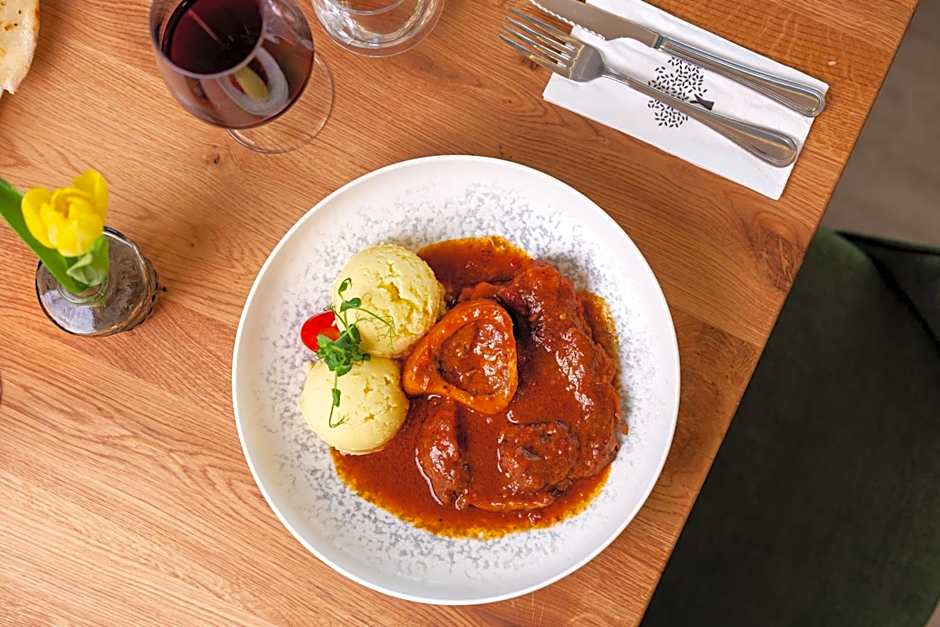 Armonia by Aristocratis