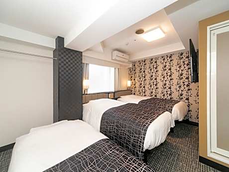 Triple Room - Non-Smoking