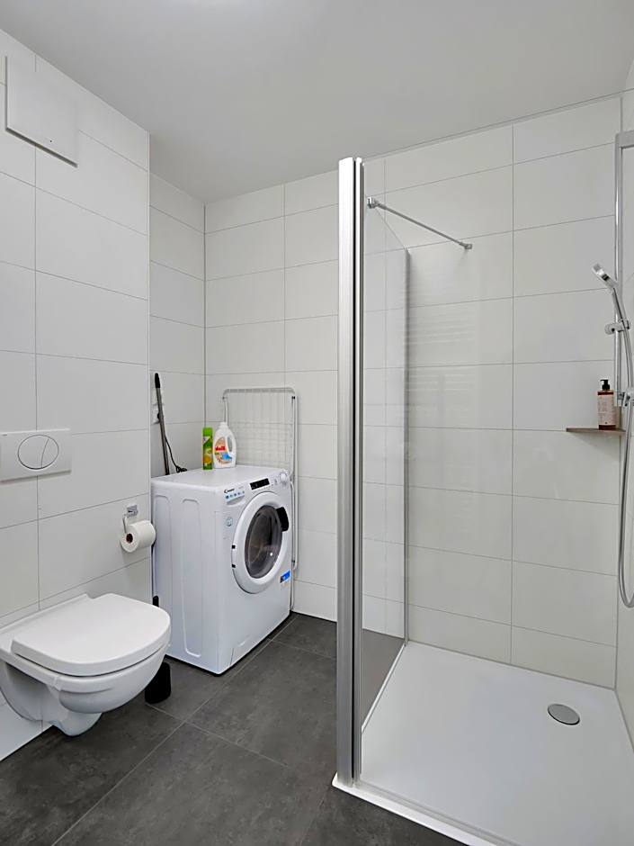 INhome Studio Apartment - Küche - Parken - TV