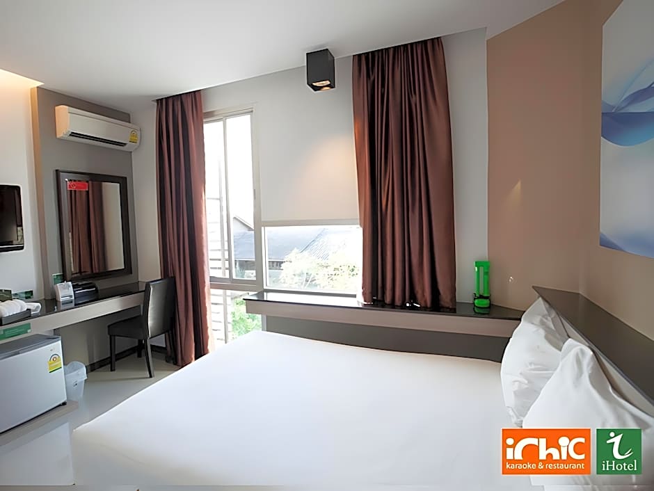 I Hotel