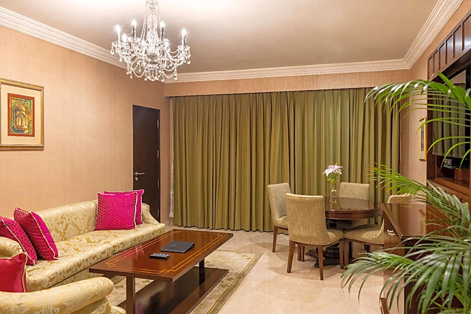 Photo 1 of 4 of Deluxe Suite, Lake View