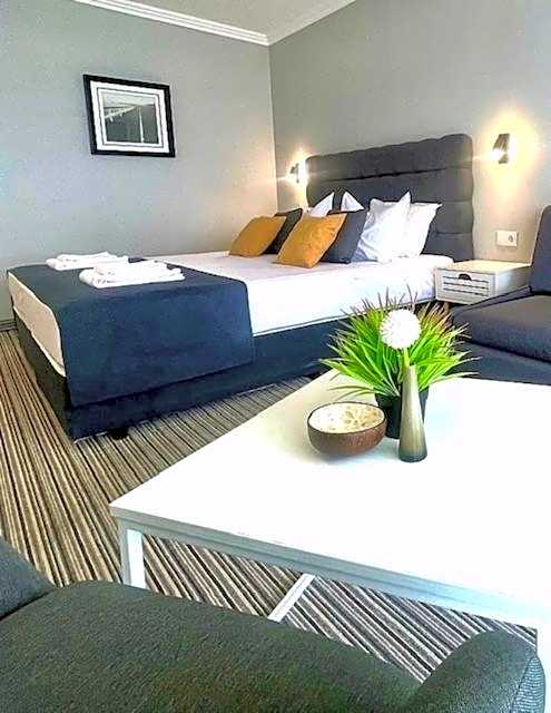 Hotel Eskada Beach