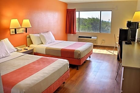 Deluxe Queen Room with Two Queen Beds
