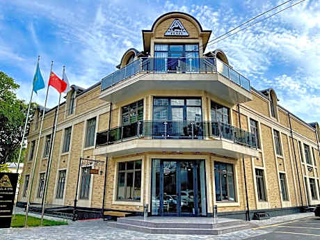 Alpha Plaza Hotel & SPA