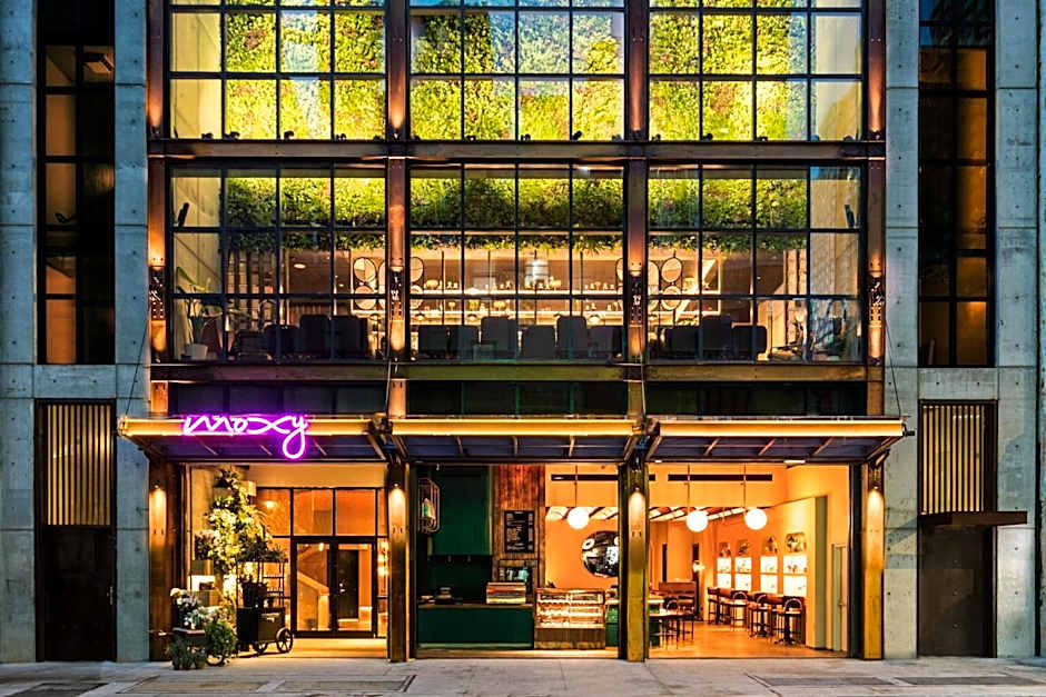 Moxy by Marriott NYC Chelsea