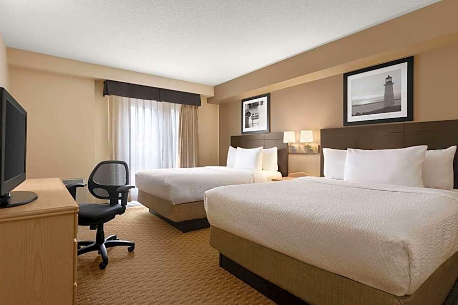 Travelodge Suites by Wyndham Moncton