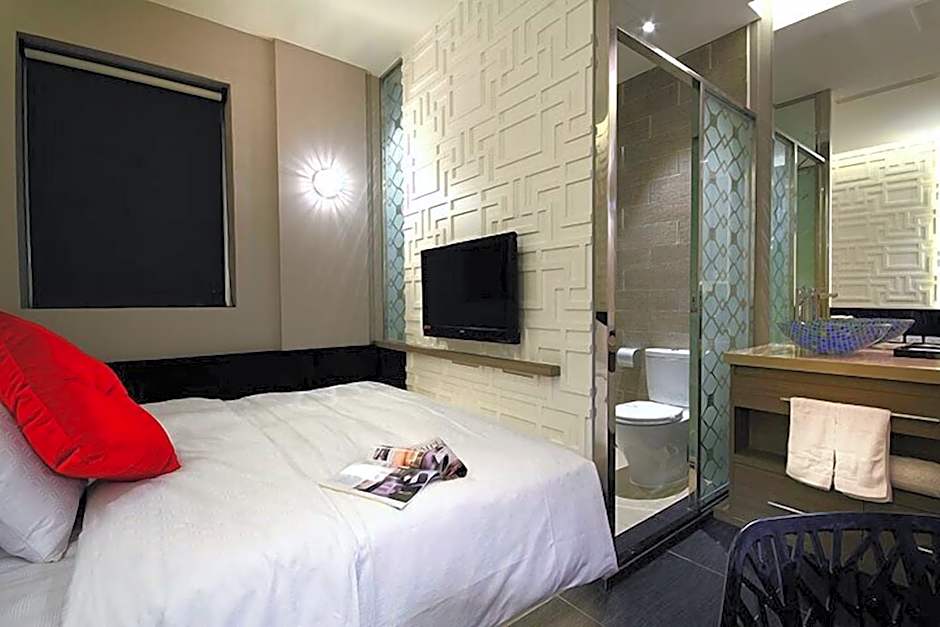 Leesing Hotel