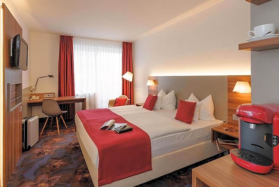 PLAZA INN Regensburg