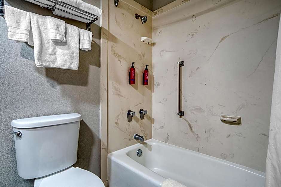 SureStay Plus Hotel by Best Western Greenwood