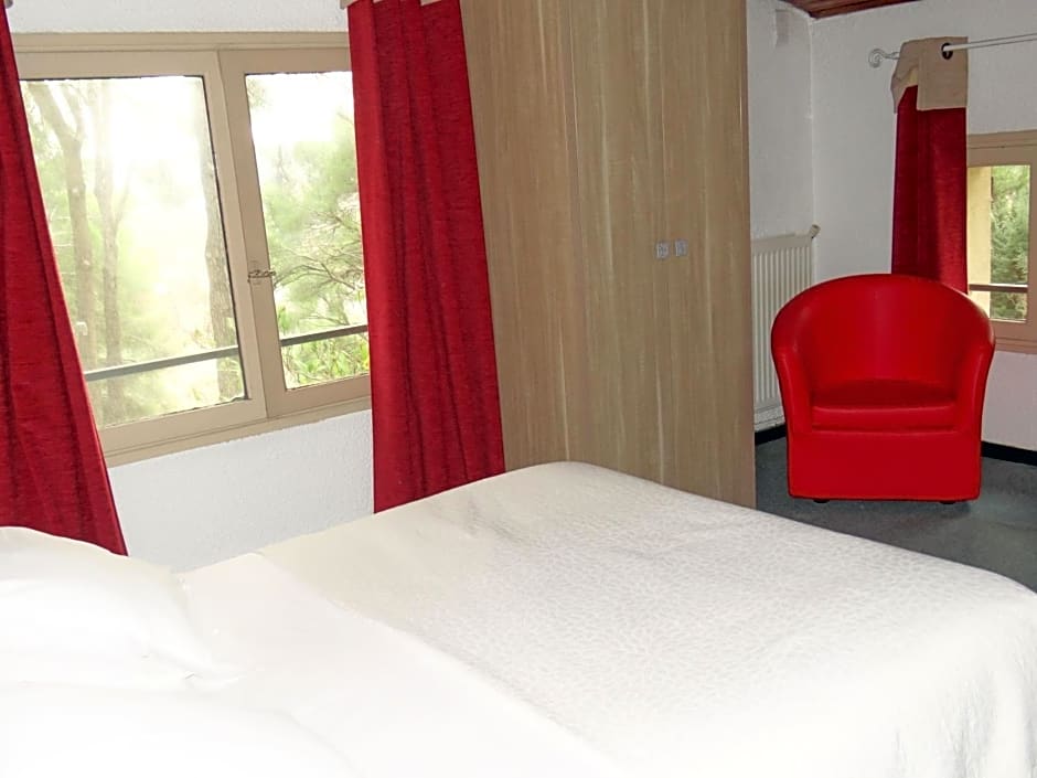 Hotel Le Mas des Ecureuils