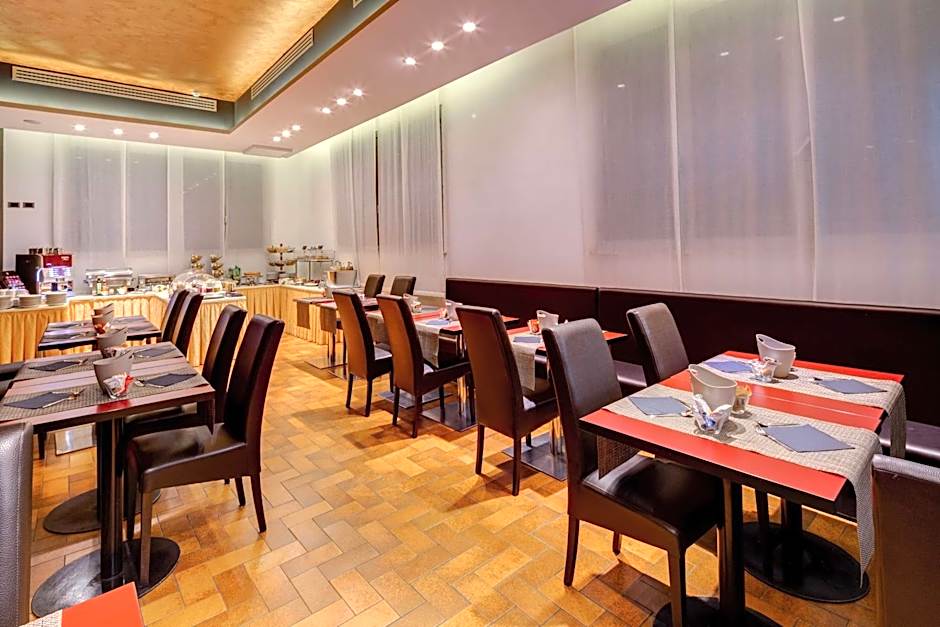 Jet Hotel, Sure Hotel Collection by Best Western