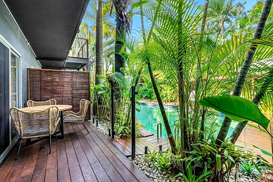 The Palms At Palm Cove