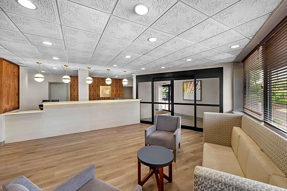 Comfort Inn Paramus - Hackensack