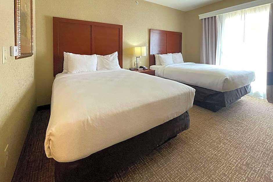 Comfort Suites Near Seaworld