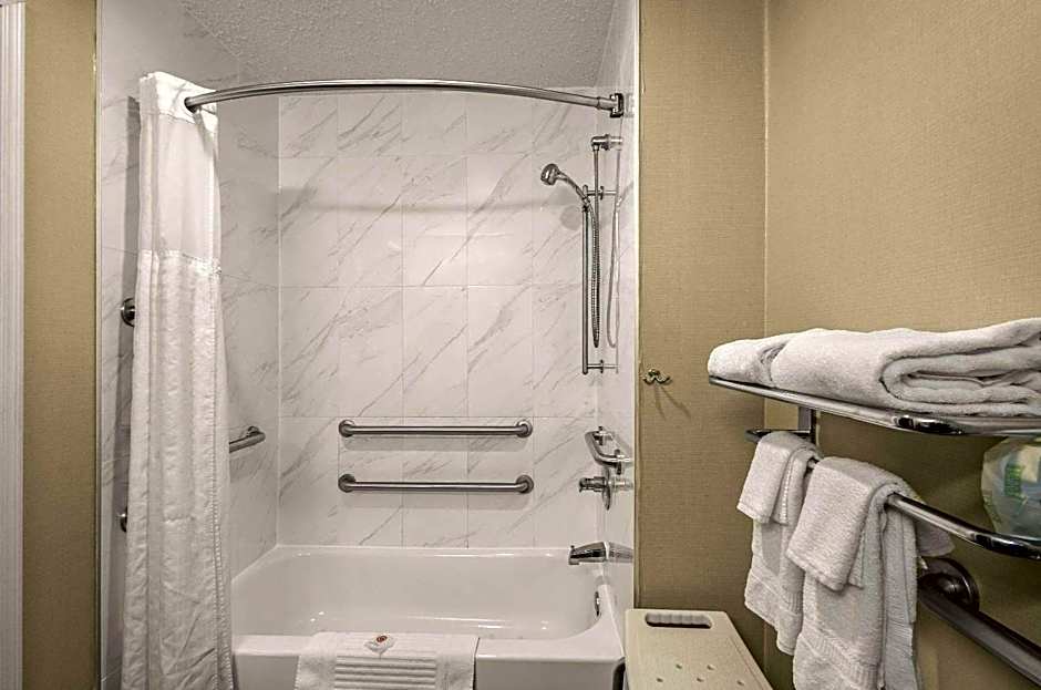 Comfort Inn Near Ouabache State Park