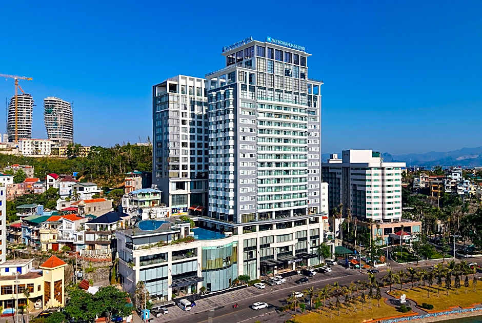 Wyndham Legend Halong