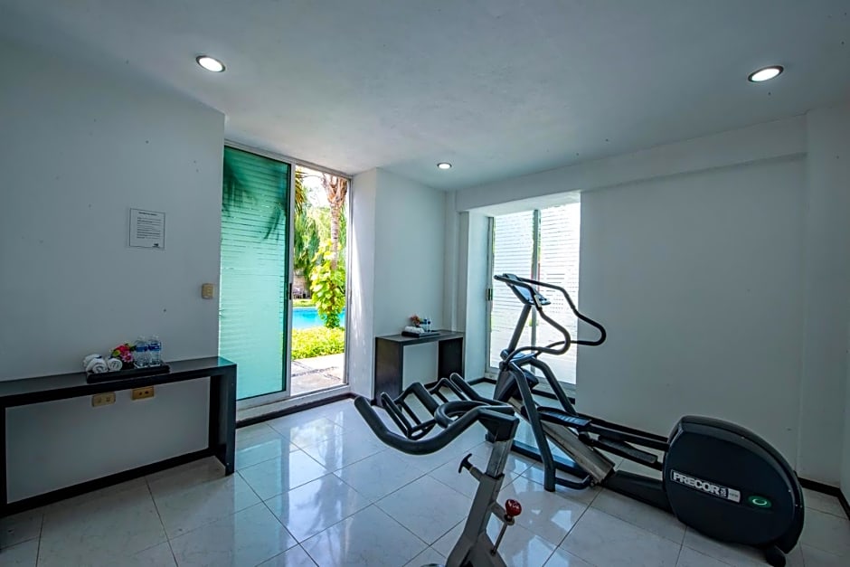 Hotel Embajadores