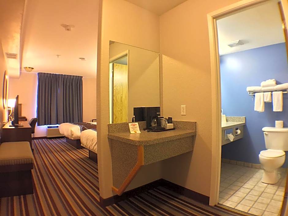 Super 8 by Wyndham Fort Frances