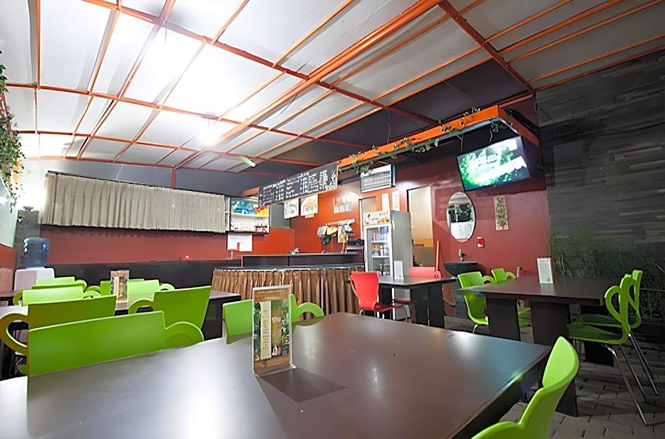 Mine Home Hotel Cihampelas