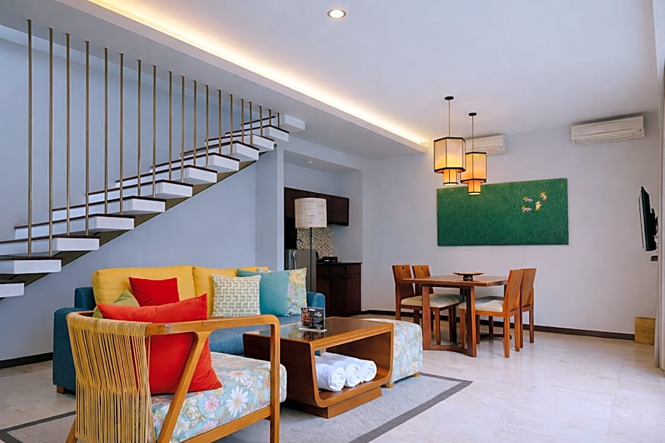 Seminyak Icon - by Karaniya Experience