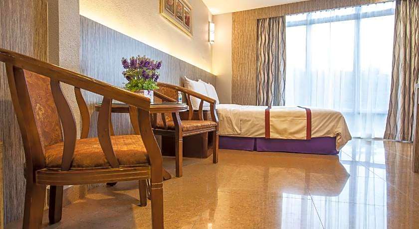 Lavender Inn Nusa Bestari