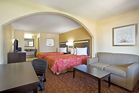 2 Double Beds Non-Smoking