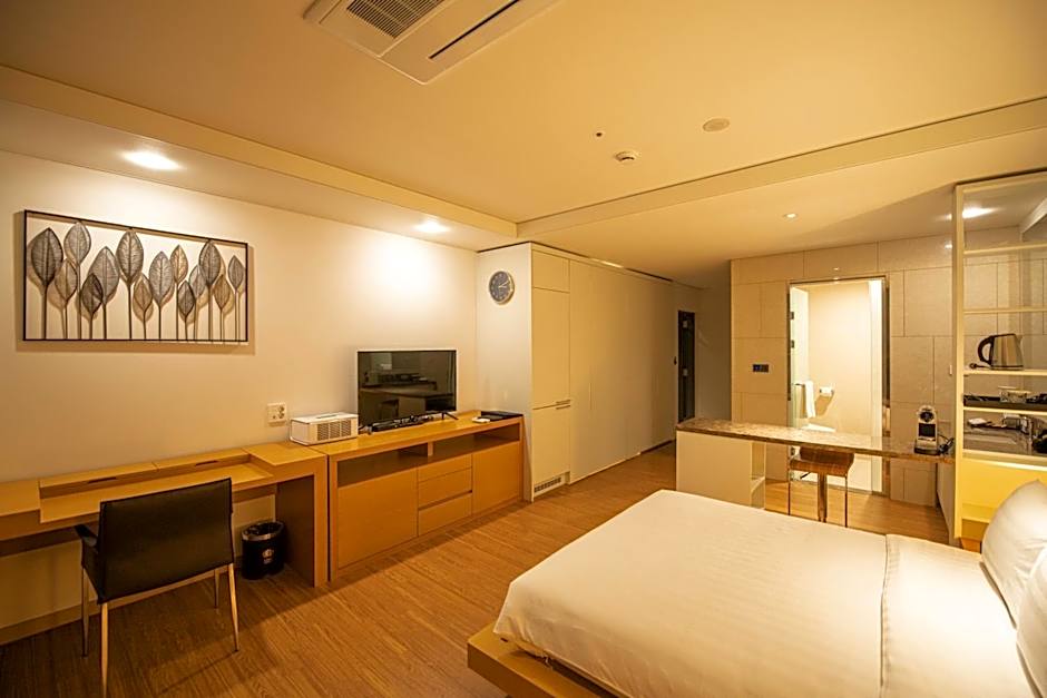 J One Hotel Cheongju