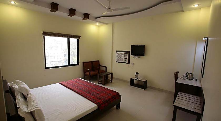 Hotel Sarovar Regency