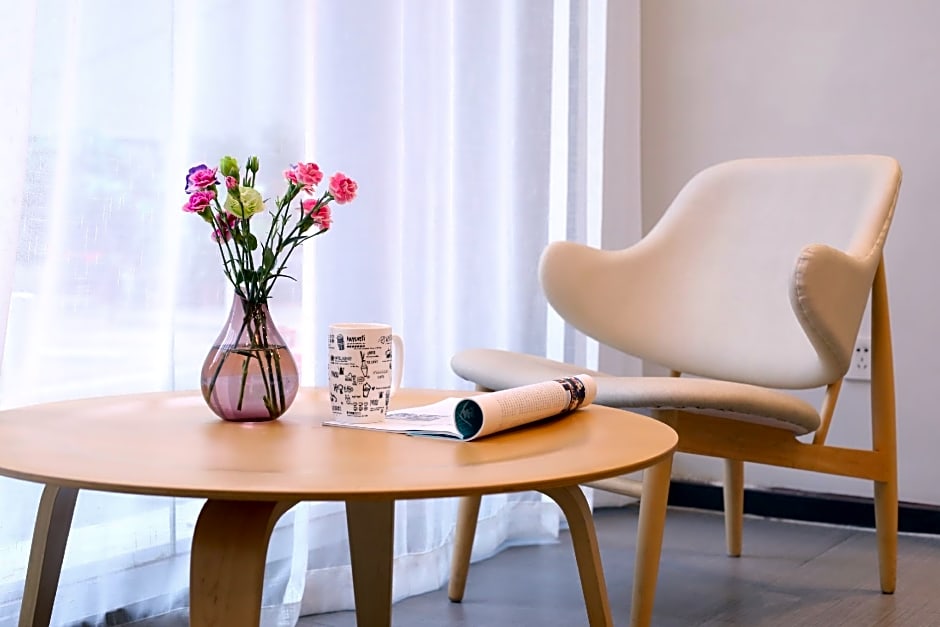 Hanting Hotel Guangzhou Gangding Metro Station