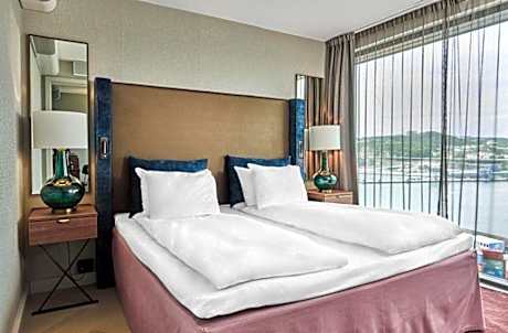 Standard Room with Ocean View