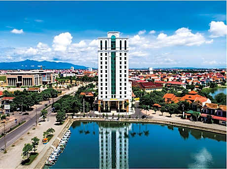 Royal Quang Binh Hotel