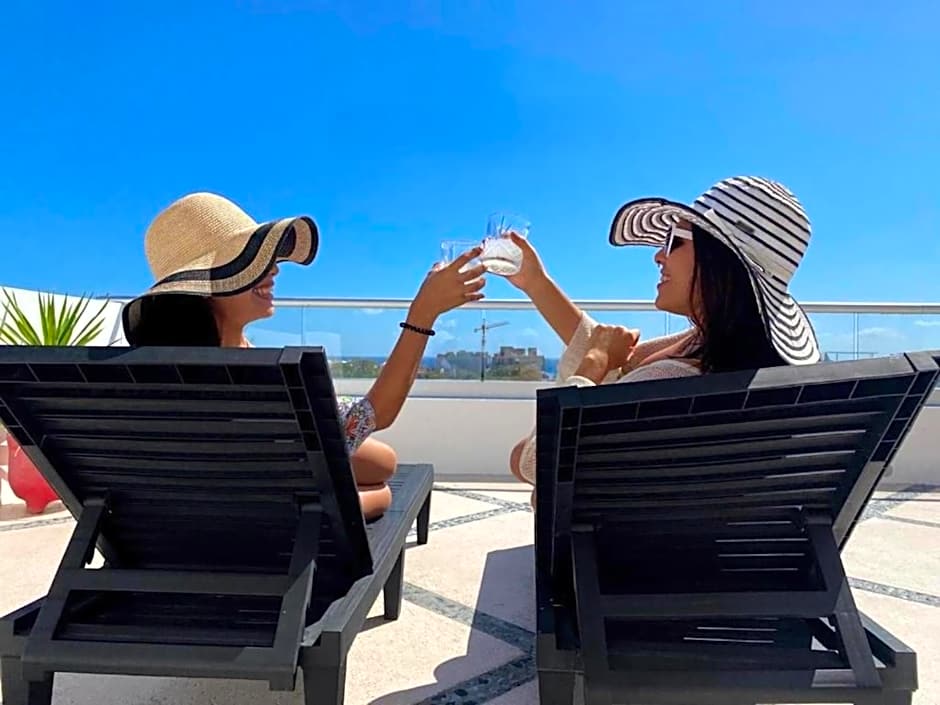 Illusion Xpress I Attraction Hotel Deluxe