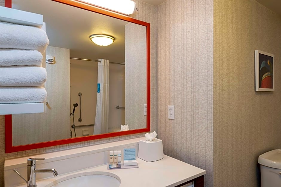 Hampton Inn By Hilton & Suites Fort Myers