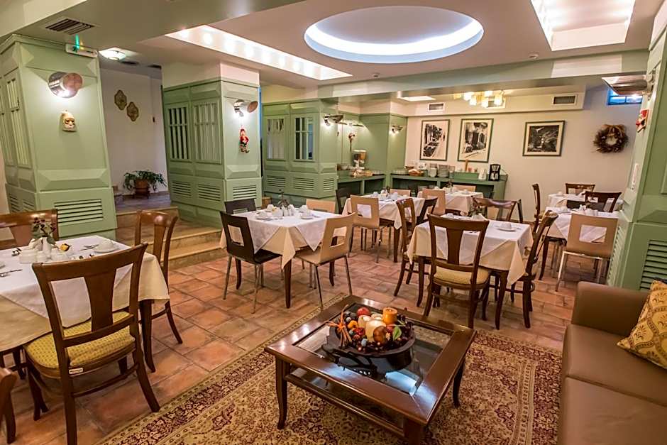 City Hotel Apollonion