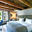 Les Armures Hotel