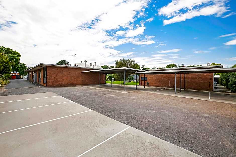 Hamilton Lakeside Motel