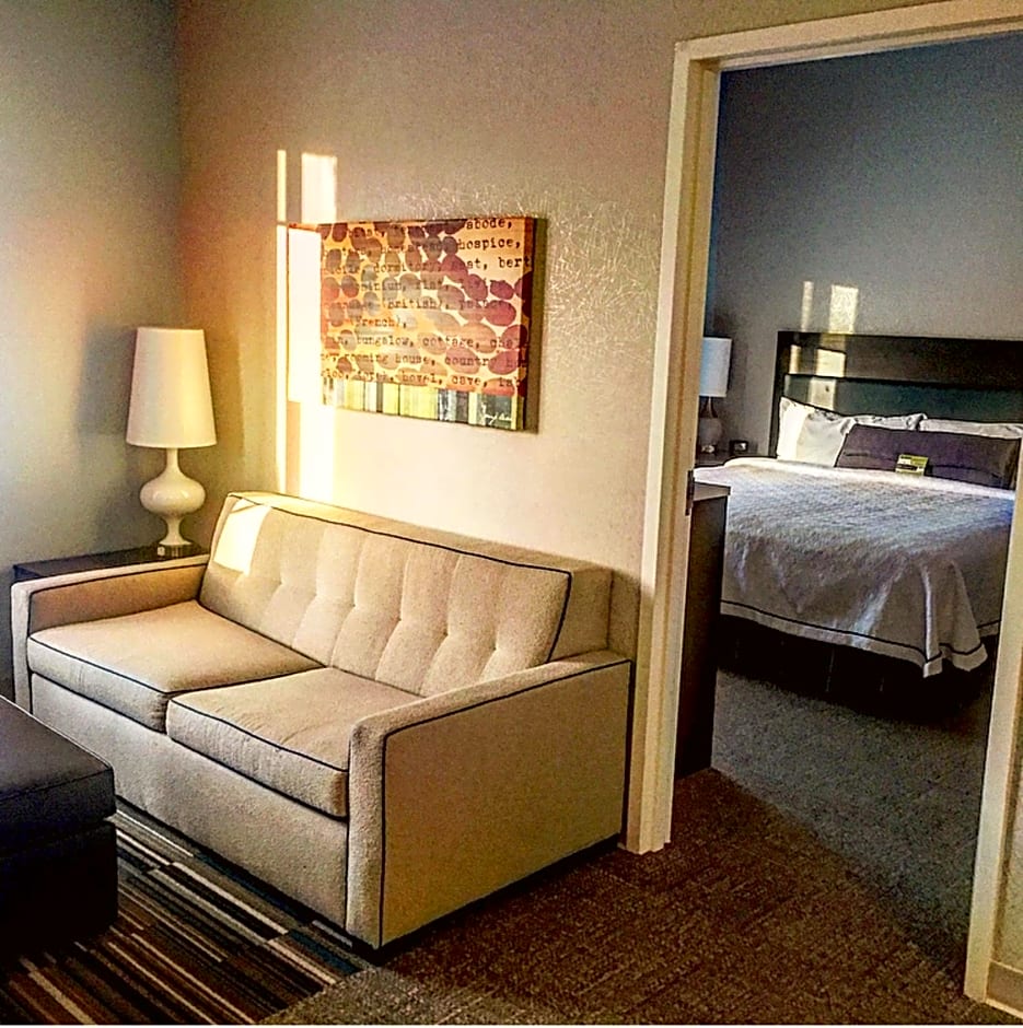 Home2 Suites by Hilton Anchorage/Midtown