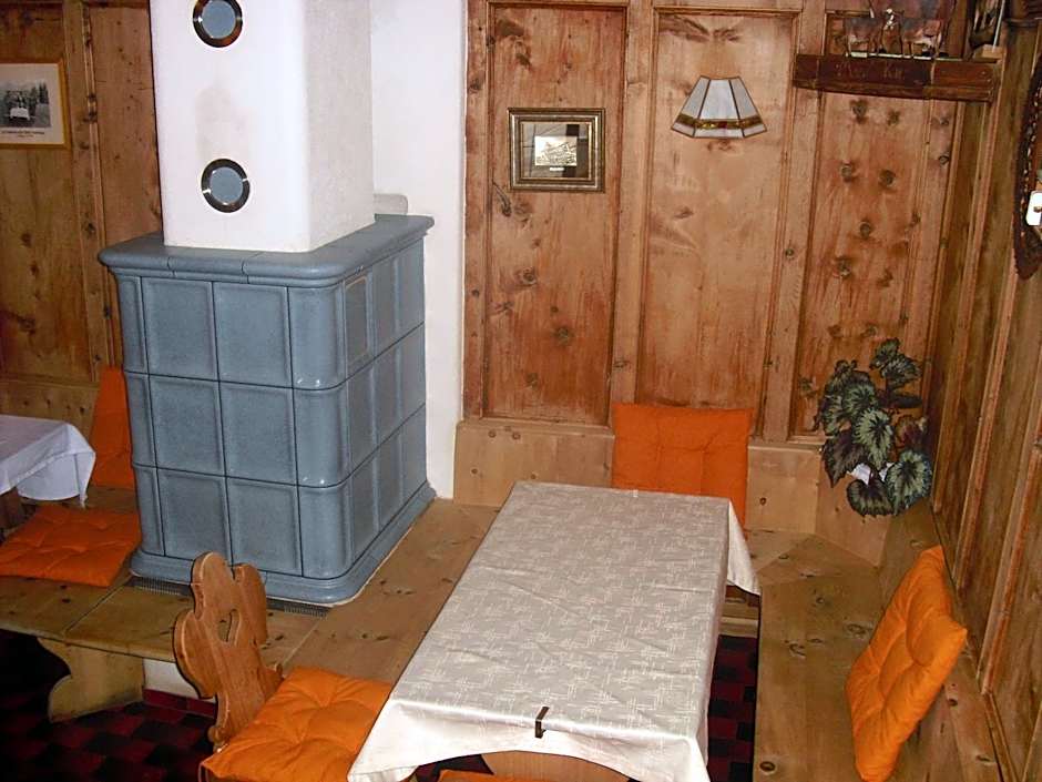 Hotel Edelweiss