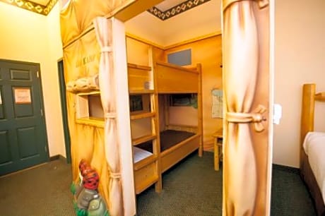 Kid Kamp Suite