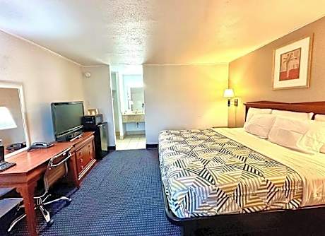 King Room - Disability Access-Non-Smoking