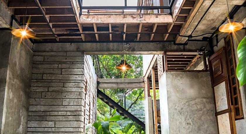 The Flying Fish Hostel