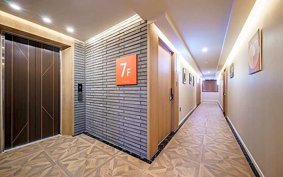 H Avenue Mokpo Peace Plaza branch