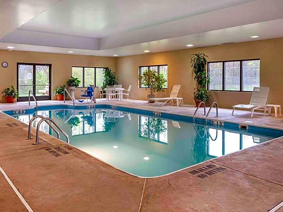 Comfort Inn Duncansville - Altoona